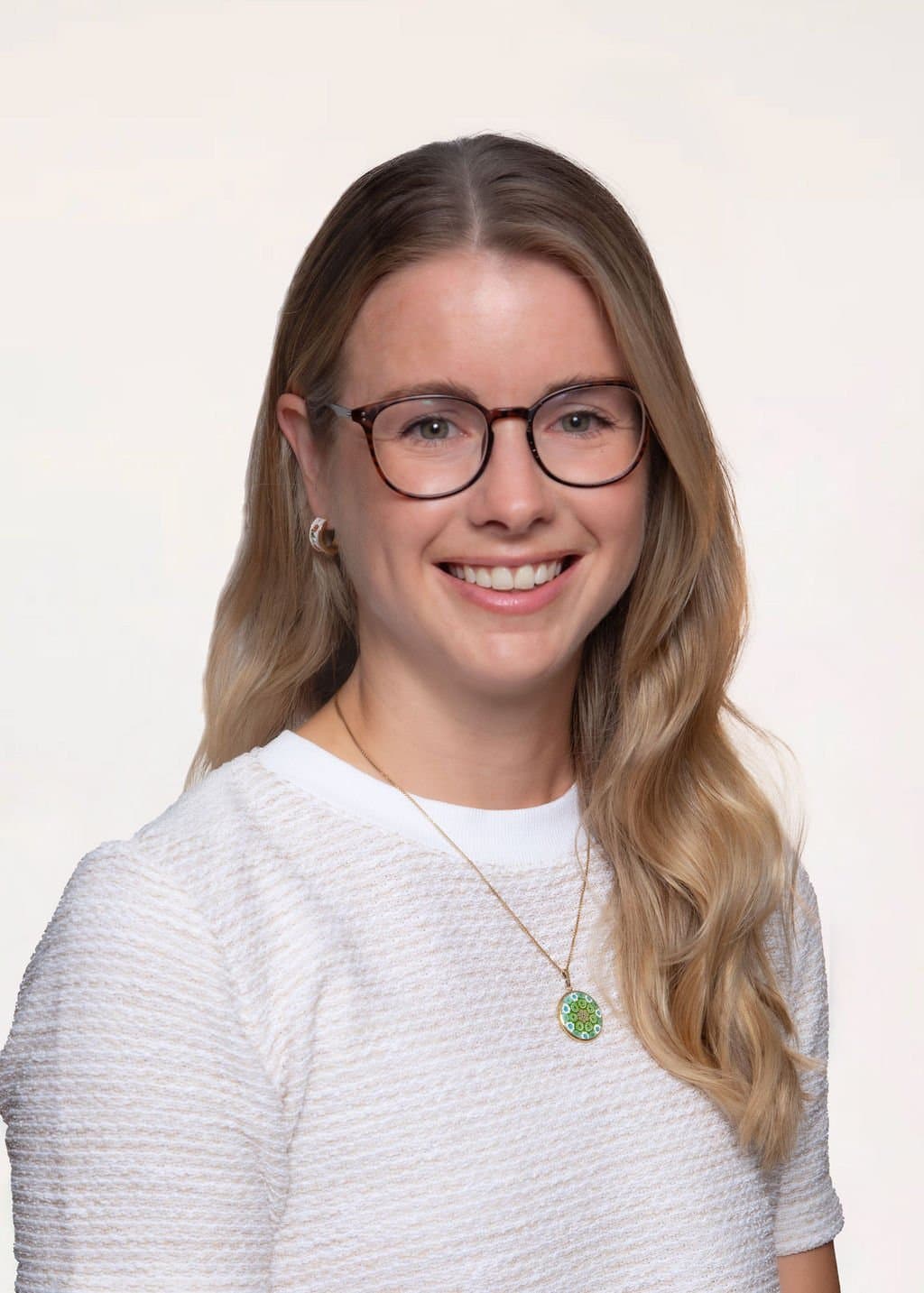 Dr. Rachel Jewett